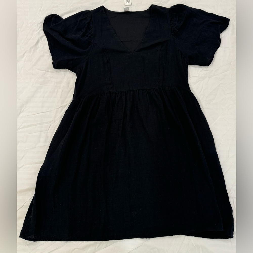 Old Navy black lightweight dress size large